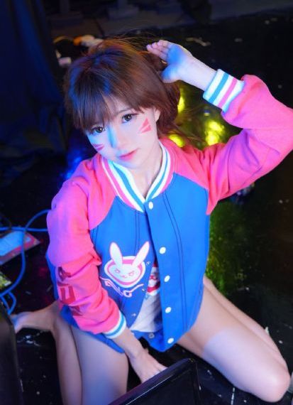 白衣绳奴隶