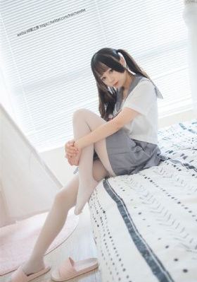 红白黑黄